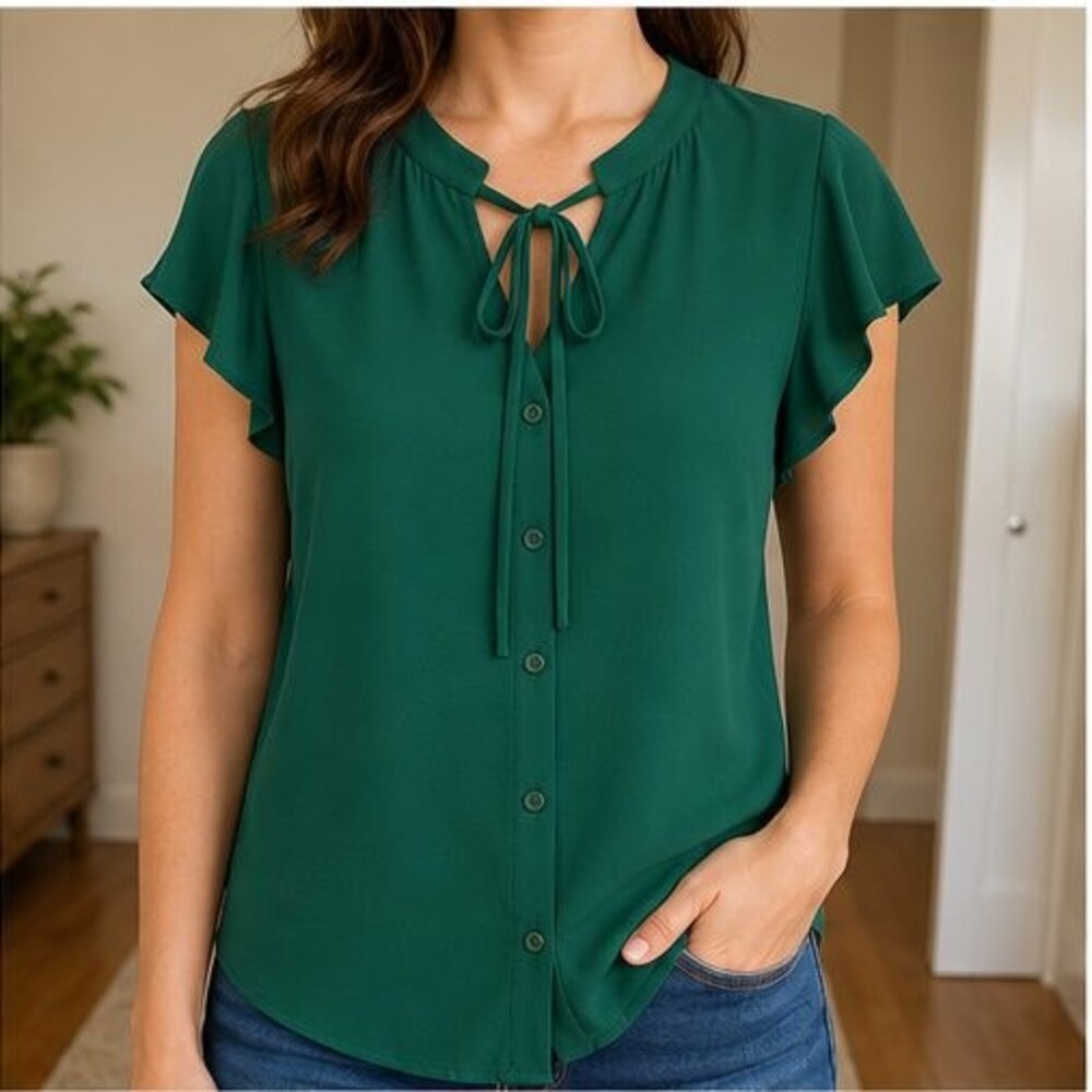 Emerald Button Blouse - Picture 2 of 6